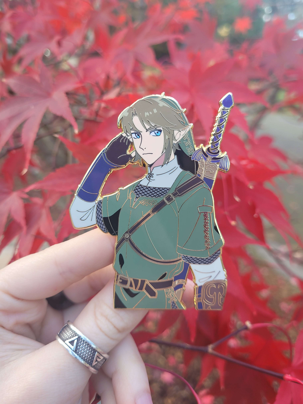 Link Enamel Pin