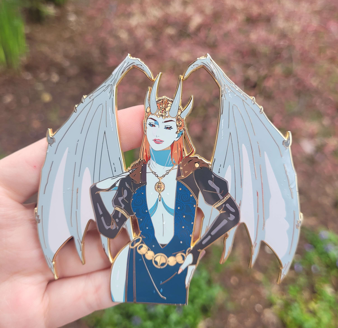 Mizora Enamel Pin
